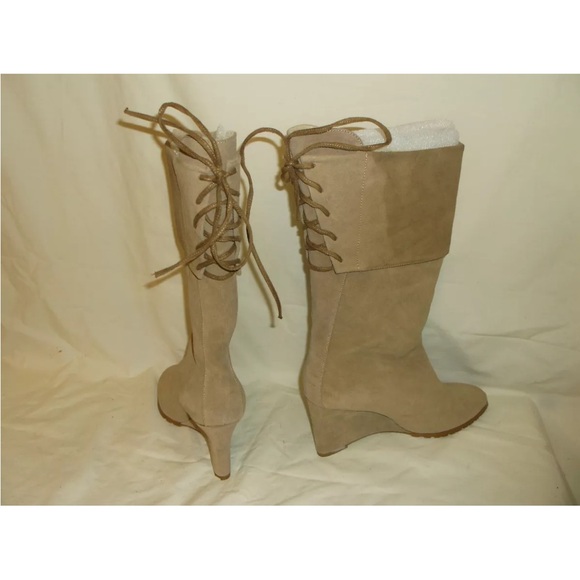 Colin Stuart Tan Suede Leather Slip ON Back Laced Wedge Boot 7.5 M NEW DISPLAY - Picture 2 of 8
